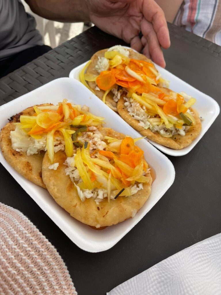 Deliciosas Pupusas Delicious Pupusas