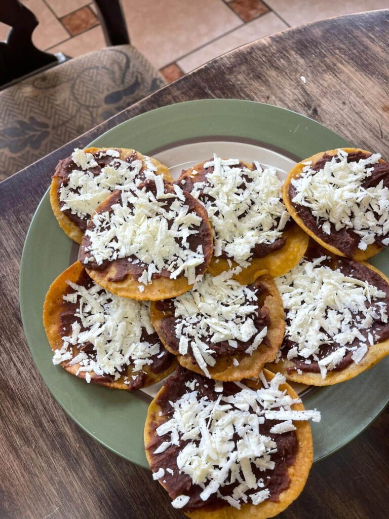 Saboreando Catrachas Savoring Catrachas