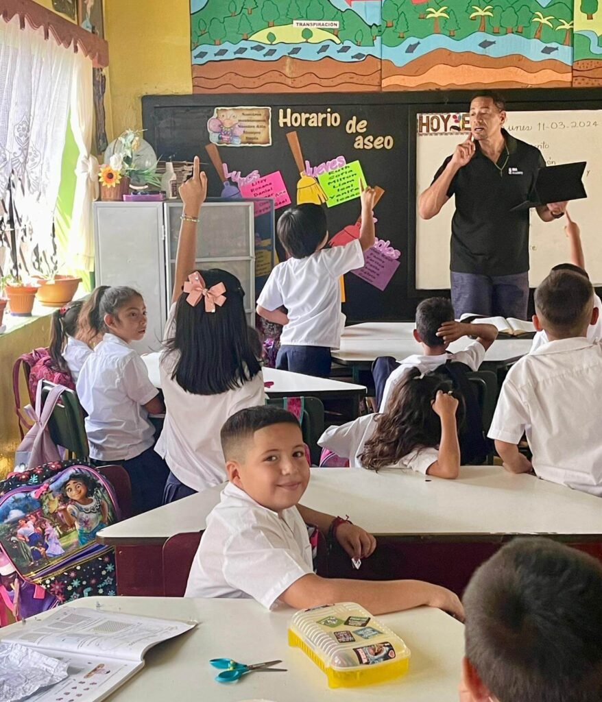 El Evangelio en el aula Gospel in the Classroom