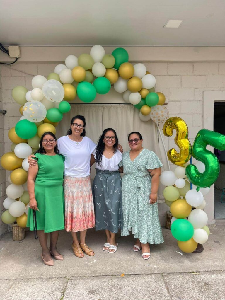 35 años de fe 35 Years of Faith